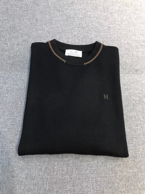 Hermes Exquisite Merino Wool Sweater with Artistic Embroidery