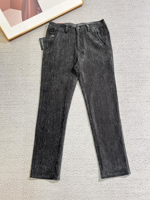 Louis Vuitton Authentic Denim Pants: Comfortable and Stylish