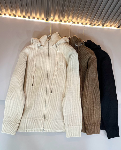 Loro Piana Detachable Hat Knit Wool Sweater with Logo