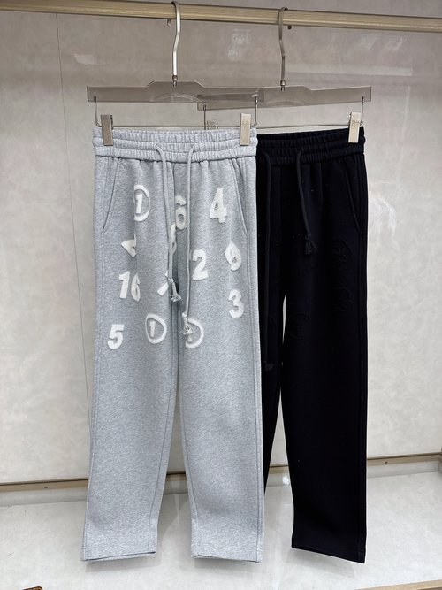 Maison Margiela New Casual Pants with Classic Logo, High Comfort
