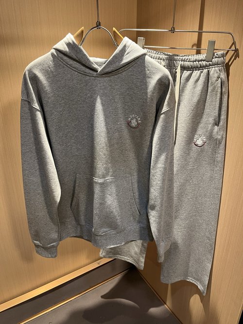 Moncler Customized Cotton Casual Suit with Unique Texture