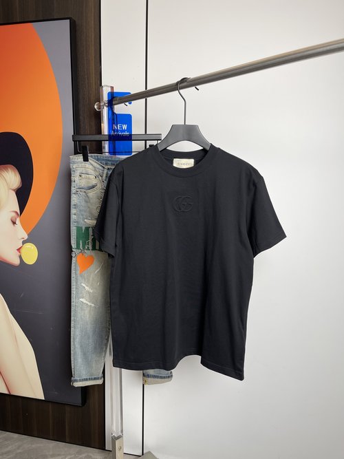 Gucci Cotton Short Sleeve T-Shirt with Logo in Two Colors