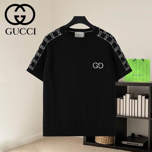 Gucci Cotton Knitted T - shirt with Jacquard Technique