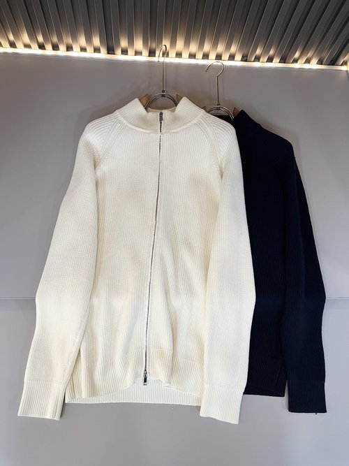 Maison Margiela Custom Knitted Wool Sweater, Versatile