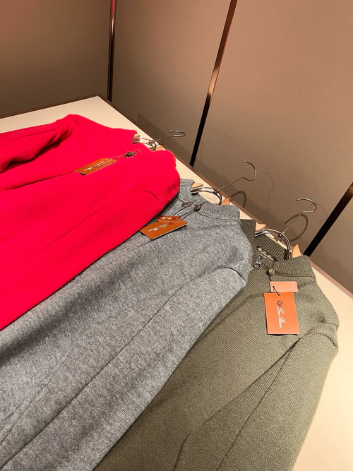 Loro Piana Knitted Wool Cardigan with Logo Pattern and Good Fit