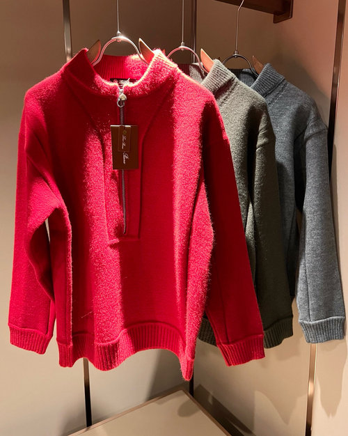 Loro Piana Knitted Wool Cardigan with Logo Pattern and Good Fit