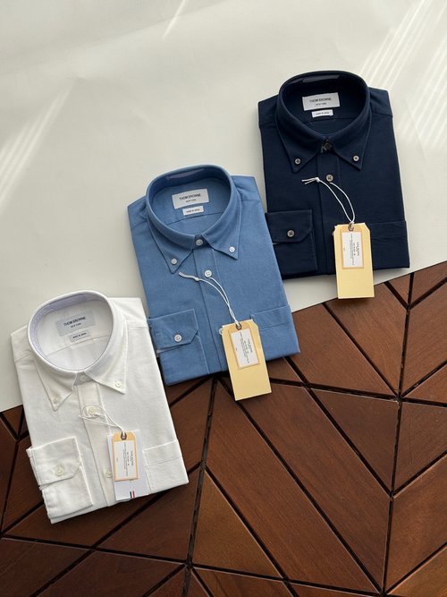 Thom Browne Fleece-lined Shirt: Elegant, Comfortable & Well-crafted