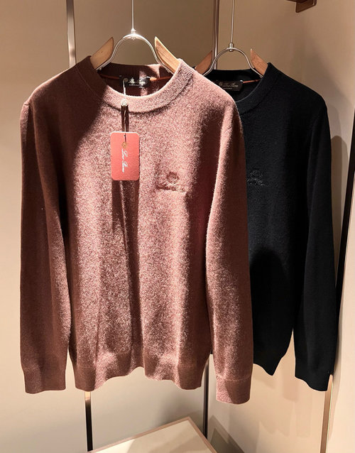 Loro Piana Comfortable Knit Cashmere Sweater with Embroidered Logo