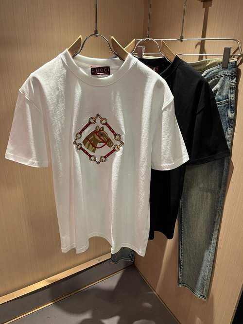 Gucci Cotton Round Neck Short Sleeve T-Shirt with Logo Embroidery
