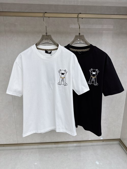 Fendi New Short Sleeve Round Neck T-Shirt, Soft and Stylish