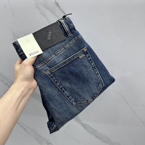 Zegna High-Quality Thin Jeans with Fine Workmanship