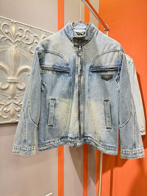 Givenchy High-Profile Fashion Denim Jacket