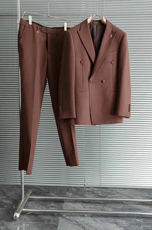 Burberry Stylish and Well - Tailored Suit Set