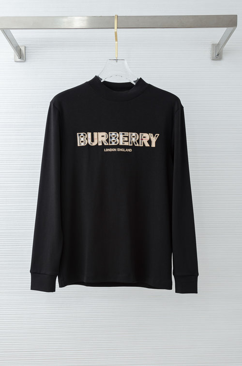 Burberry Versatile T-shirt with Embroidery and Fine Fabric