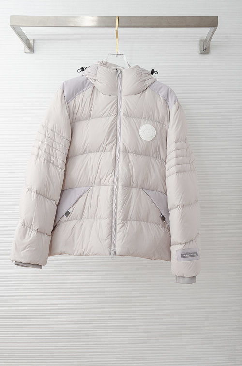Canada Goose Waterproof and Windproof Down Jacket with Soft Lining