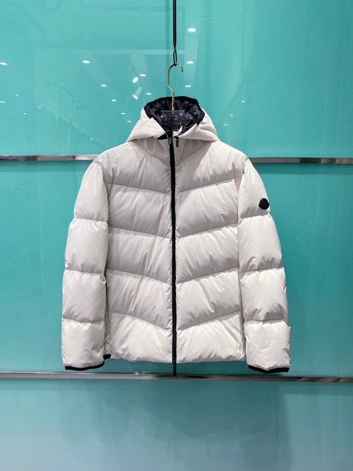Moncler Down Jacket with Detachable Hood and Longue Saison Fabric