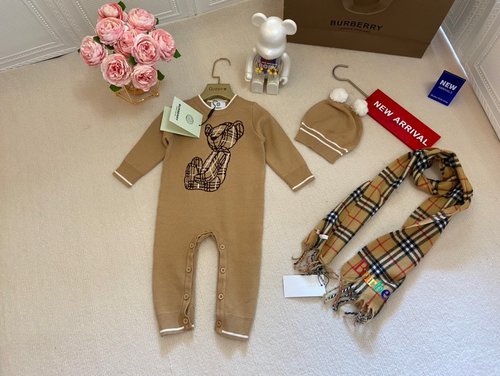 Burberry Unisex Baby Knit Onesie Set with Cap, Open Crotch, Premium Cotton