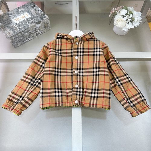 Burberry Unisex Kids Reversible Seasonless Premium Jacket 