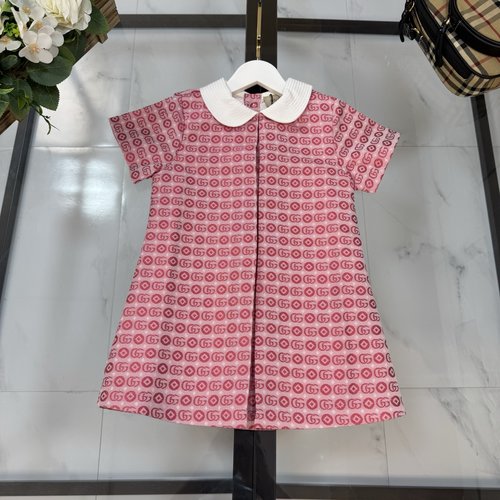 Gucci Girls Dress: Peter Pan Collar, Back Double Buttons, Logo, Comfortable Stylish