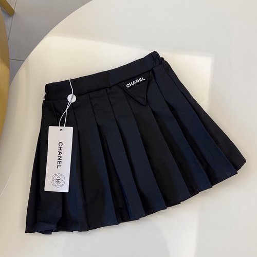 Chanel Girls High-End Pleated Skirt, Lightweight Suit Fabric, Comfortable & Stylish