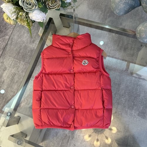 Moncler Girls 800FP White Goose Down Vest Comfortable Stylish