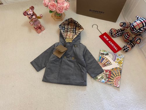 Burberry Toddler Boys Corduroy Cotton Jacket (Gray/Navy)